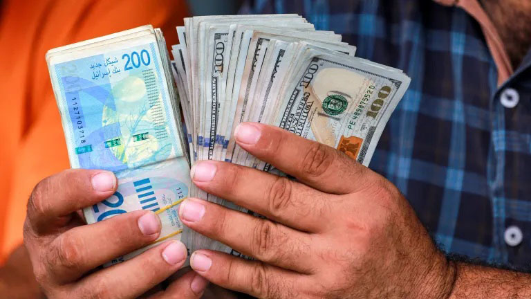 مبالغ نقدية