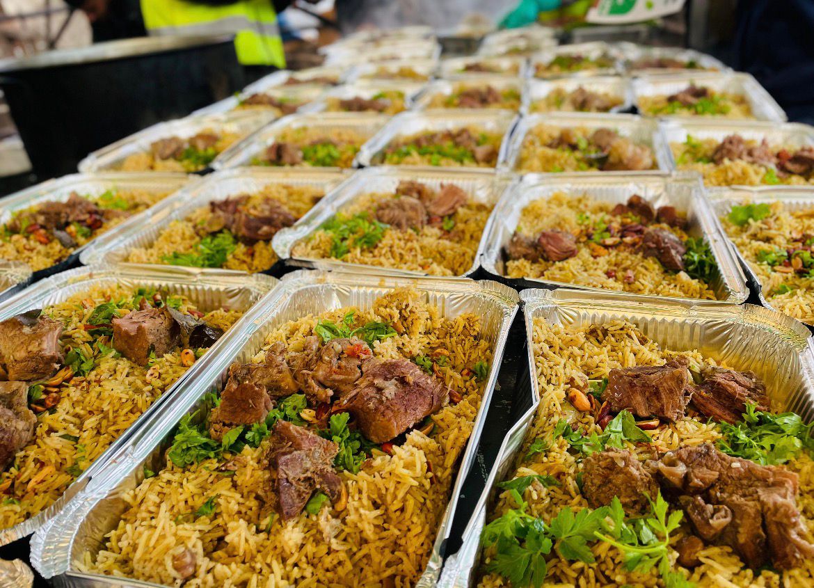 وجبات ساخنة